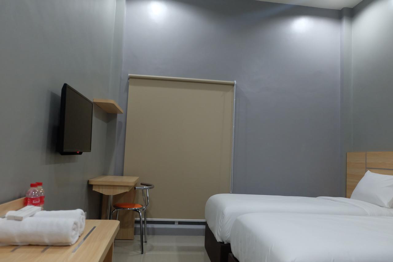 O.R 44 Hotel Bengkulu Exteriér fotografie